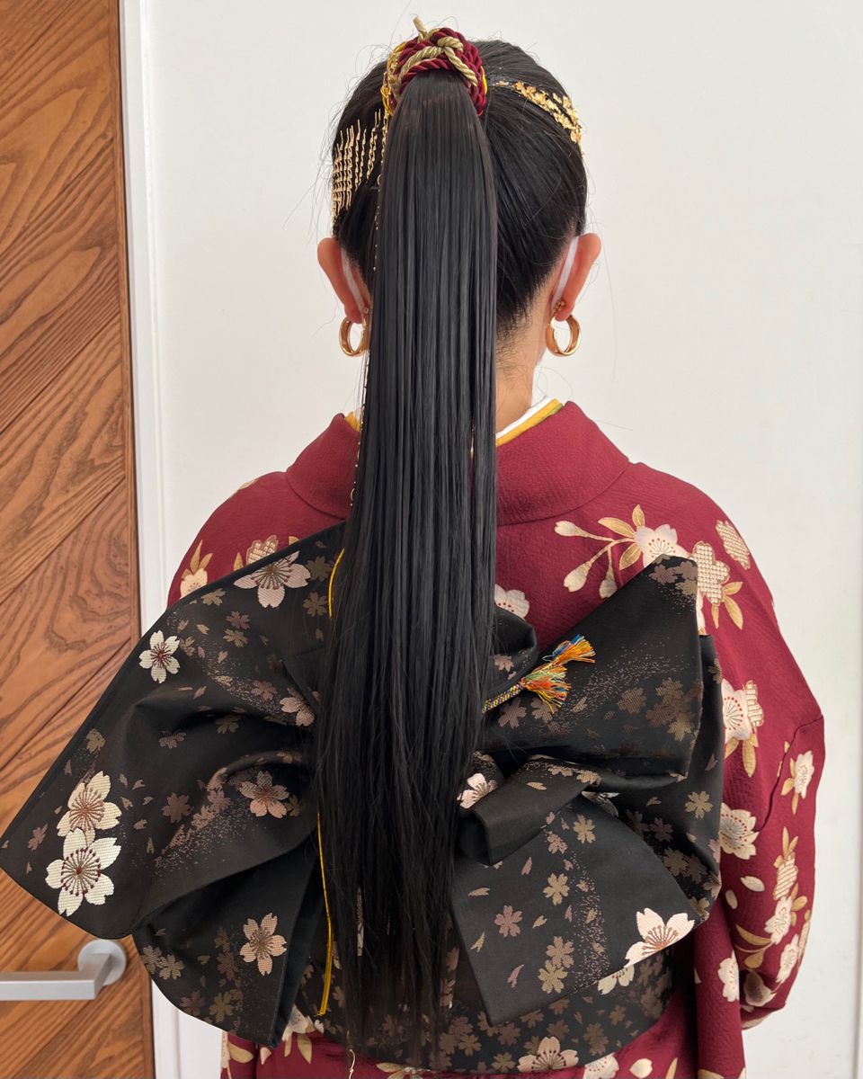 振袖にぴったりのポニーテール