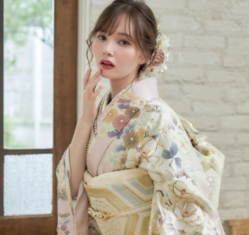 憧れの大和撫子に◎振袖を着たときのマナーをわかりやすくご紹介