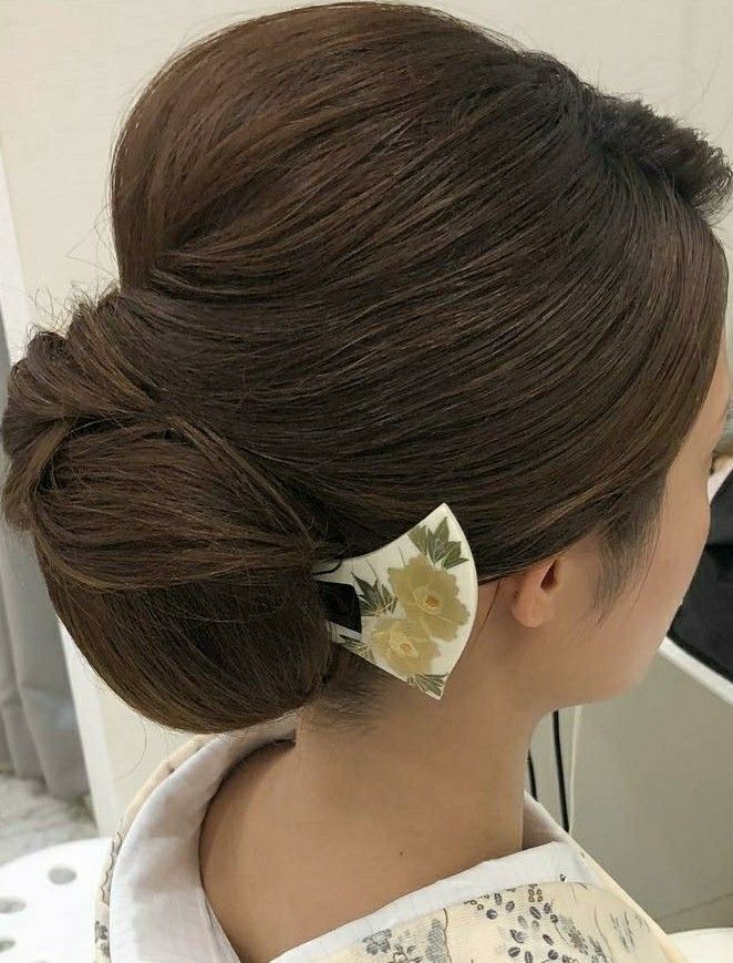 着物に合うロングヘア向けの髪型