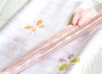 帯揚げとは？TPO別の選び方や結び方、基本的な知識をわかりやすくご紹介