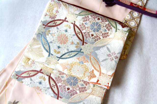 40代の母親に似合う入学式向けの着物