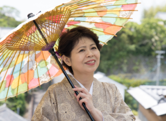 【50代】着物に似合う髪型は？ショートヘア向けのポイントとおすすめ髪型集